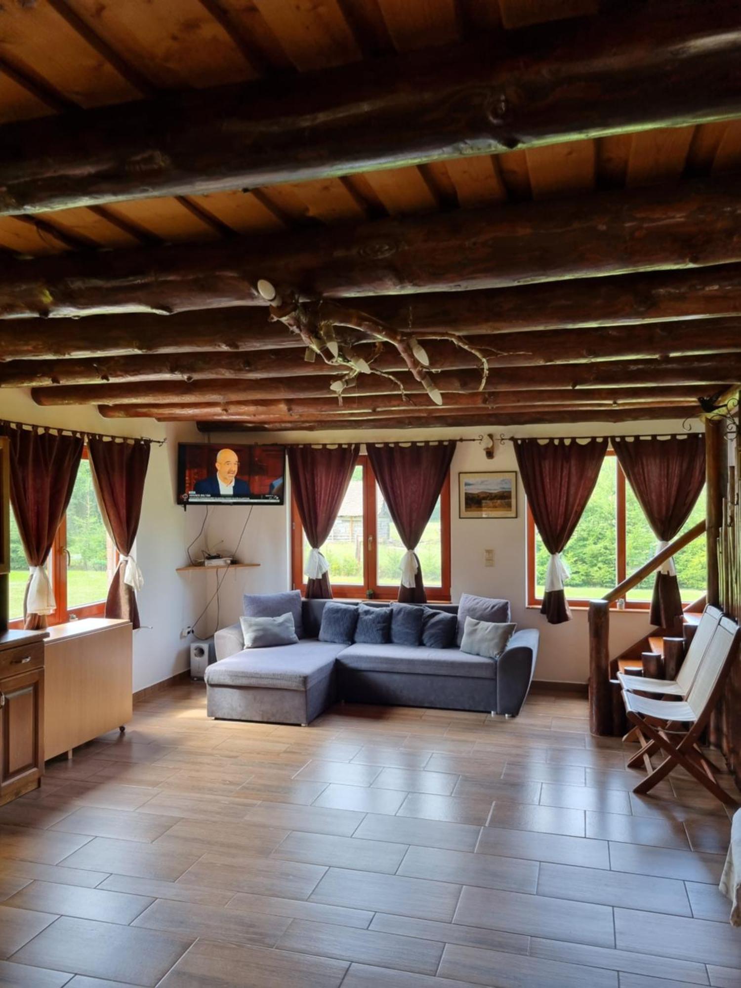 Katalin Kulcsoshaz Hotel Baile Chirui ภายนอก รูปภาพ